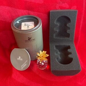 🍍Retired Swarovski Crystal PINEAPPLE w/Gold Leaves  - Original Box - 7507NR001